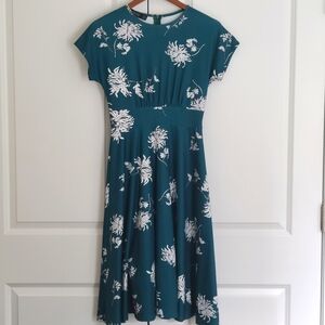 Homeyee Green Floral A-Line Midi Dress Size 4